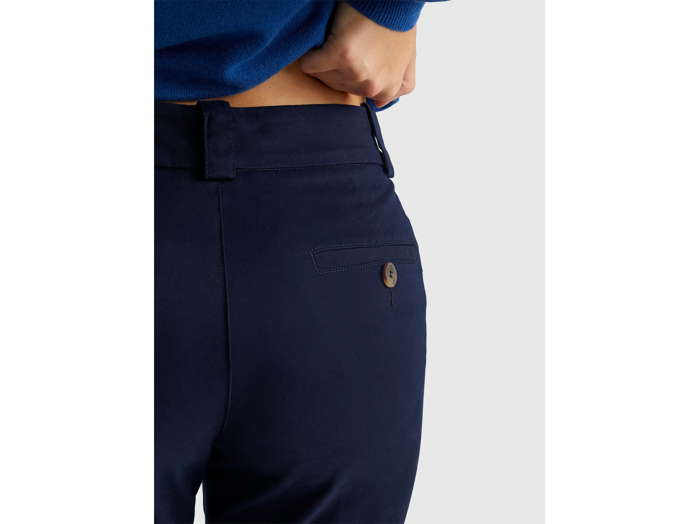 TROUSERS Women image number 4